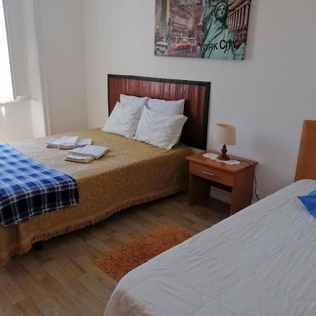 White Sun Hostel Lagos Buitenkant foto