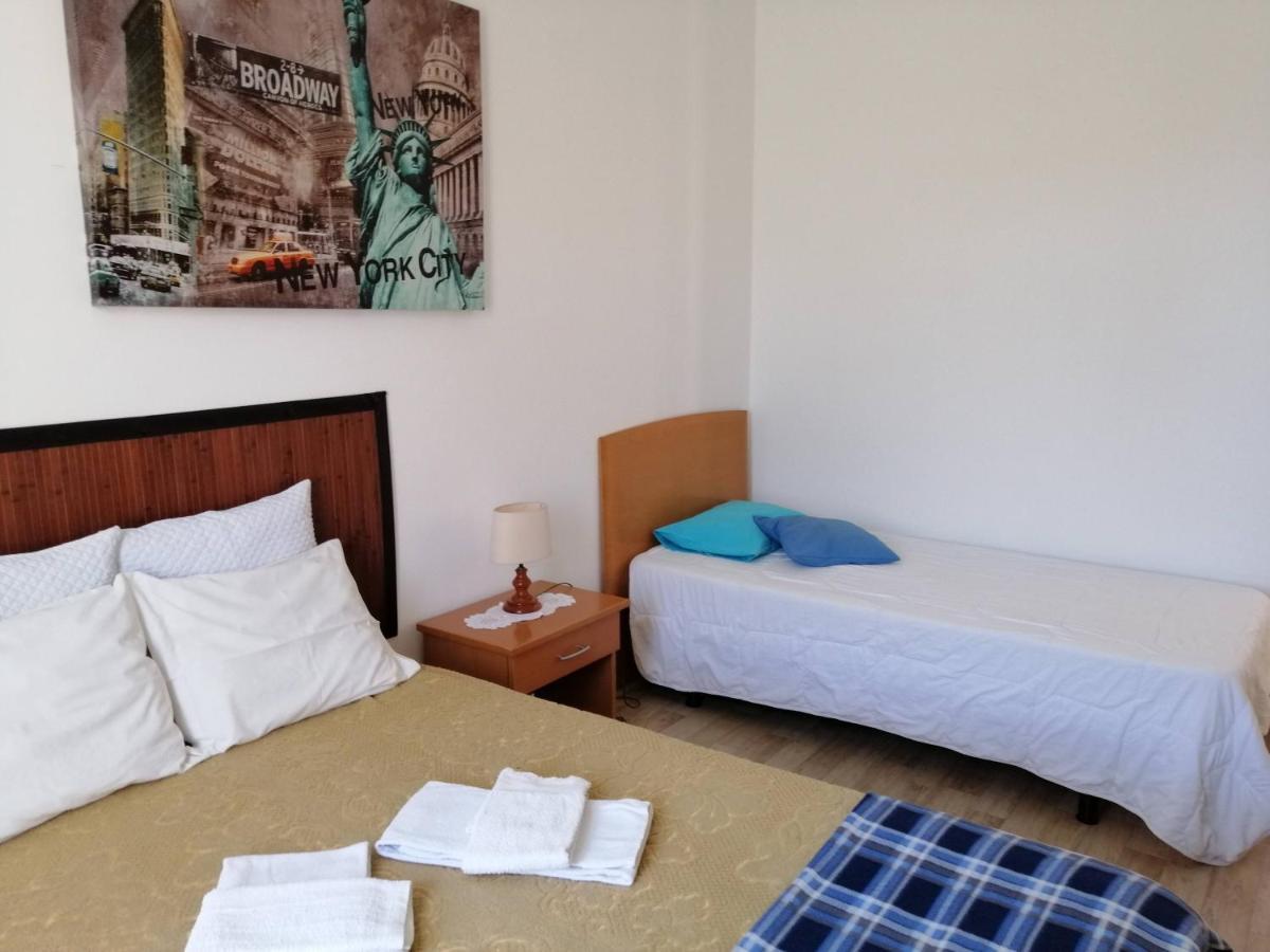 White Sun Hostel Lagos Buitenkant foto