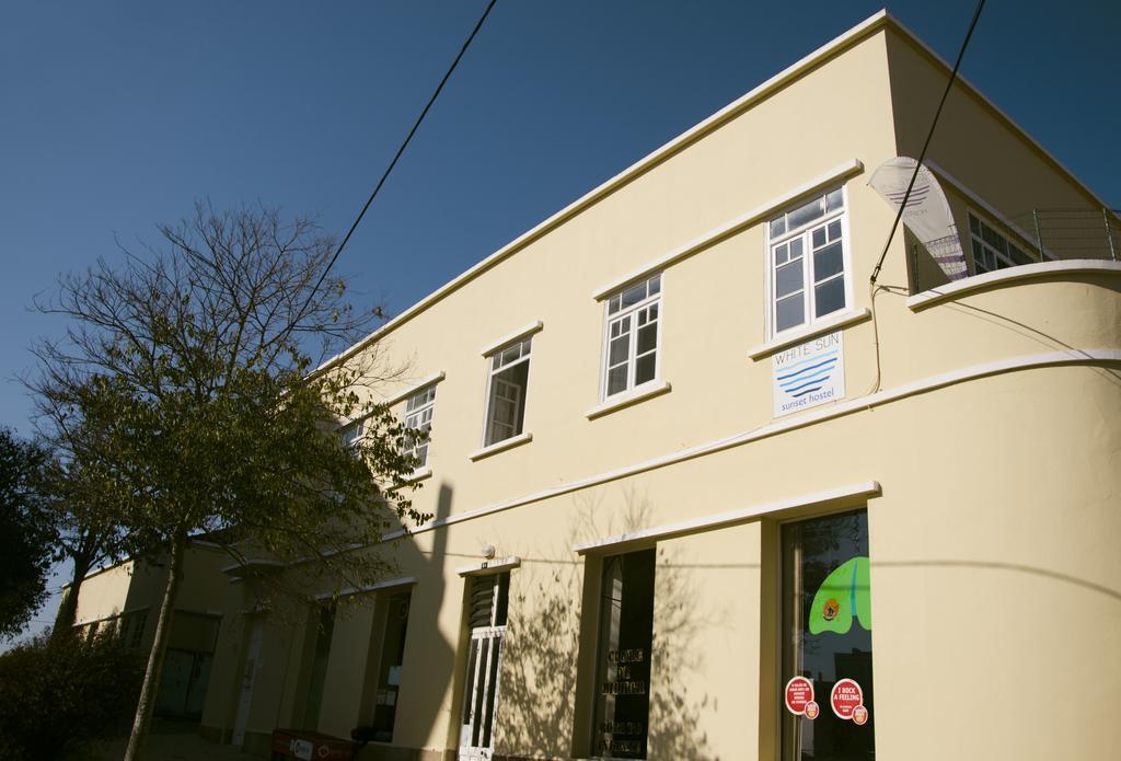 White Sun Hostel Lagos Buitenkant foto